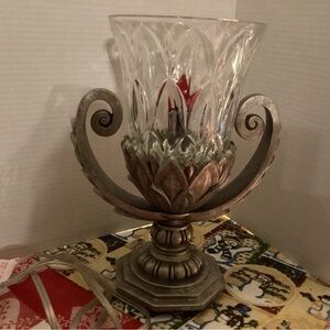 Rochester lamp ,red bulb lites up.